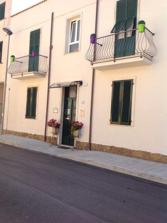 Carrer Dels Horts Lägenhet Alghero Rum bild